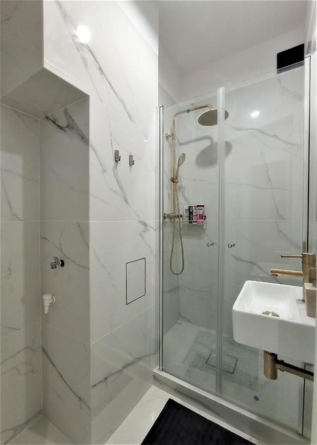 Mki Apartments - Chmielna 73 C B&B Warsaw City Center Apartment Exterior photo